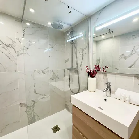 Prestige Suite Cannes - Luxury 80M2 2Br 2Ba - 3 Min To Croisette & Beach Apartamento *
