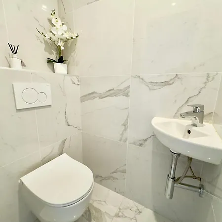 Apartment Prestige Suite Cannes - Luxury 80M2 2Br 2Ba - 3 Min To Croisette & Beach